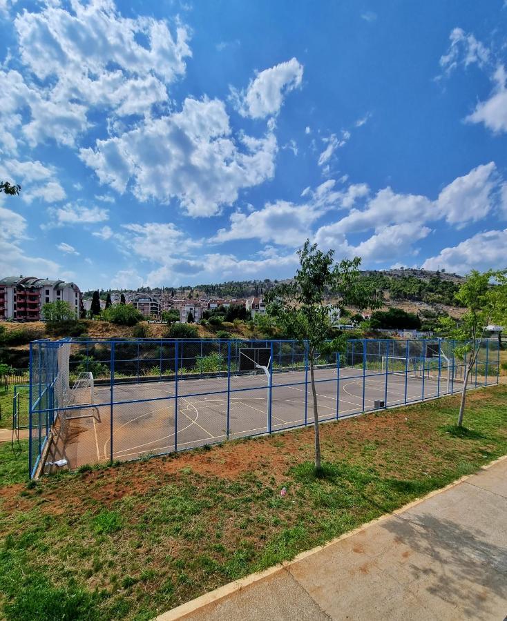 Riverside Apartment Podgorica Bagian luar foto